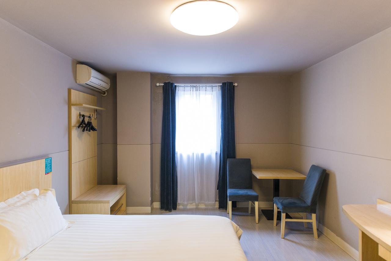 Jinjiang Inn Select Wuwei Railway Station Екстер'єр фото